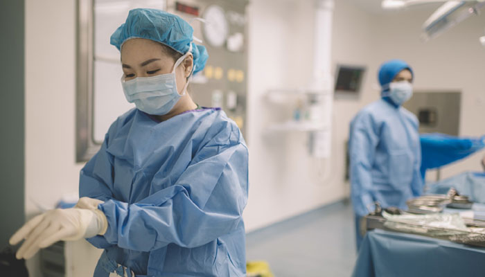 NHS بلڈ ٹیسٹ ٹیوبس کی قلت پر ڈاکٹروں کو مشکل چوائسز کا سامنا