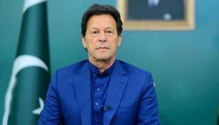 تاجکستان، بزنس فورم کا اجلاس، تنقیدی نظم پڑھنے پر وزیراعظم عمران خان نے شاعر کو روک دیا - Vimarsana News