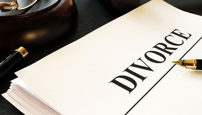 پاکستان میں دی گئی طلاق برطانیہ میں تسلیم کرانے کیلئے سپریم کورٹ جائینگے، وکلا