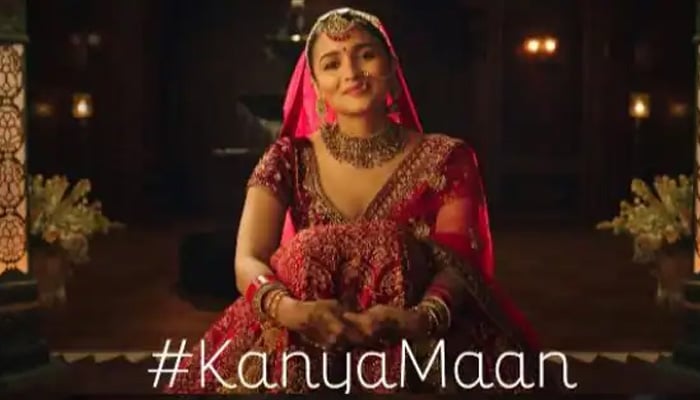 عالیہ بھٹ کے نئے اشتہار ’’کنیا مان‘‘ پر ہندو دھرم کی توہین کا الزام