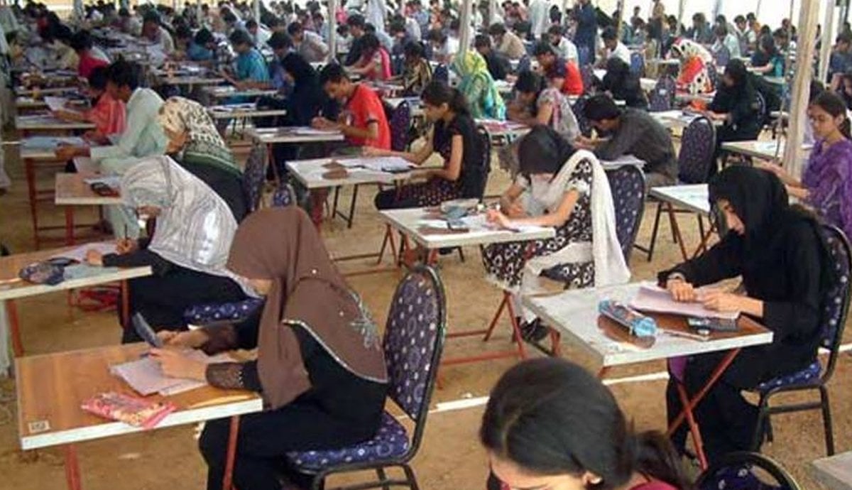 سندھ میں تعلیم کی ابتر صورتحال، CSS امتحان میں 18 ہزار امیدوار، صرف 33 کامیاب