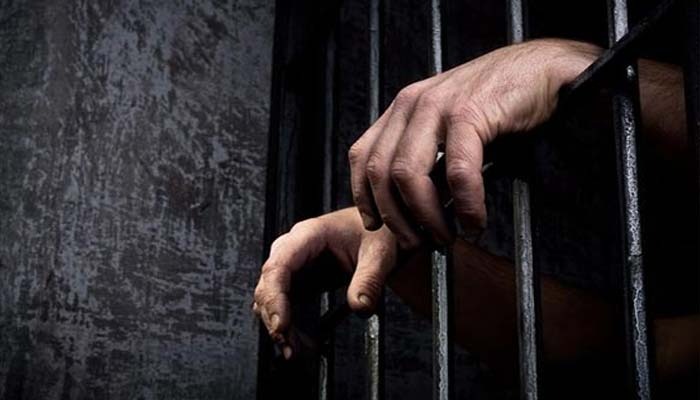 گھر میں چوری کرنیوالے 3 ملازمین گرفتار