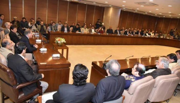 حکومتی پارلیمانی پارٹی اجلاس، 70 ممبران غیر حاضر - Vimarsana News