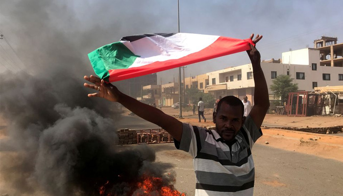 سوڈان میں فوجی بغاوت، ورلڈ بینک نے امداد معطل کردی