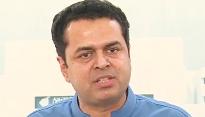 مفاہمت نہ سکھا جبر ناروا سے مجھے،میں سر بکف ہوں لڑادے کسی بلا سے مجھے فواد کا ٹویٹ، چوہدری صاحب شعر پڑھنے سے بندہ انقلابی نہیں بن جاتا،خفیہ معاہدے پر ’انااللہ و انا الیہ راجعون،طلال چوہدری
