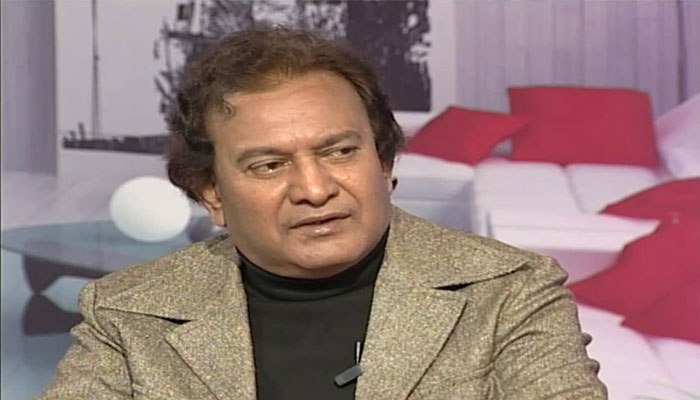 پلے بیک سنگر اے نیر نے اپنی آواز سے کئی گیتوں کو لازوال بنایا