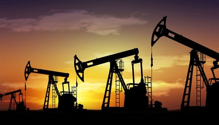 تیل کی عالمی قیمتوں میں 11.5فیصد کمی، فی بیرل 72.81 ڈالرز
