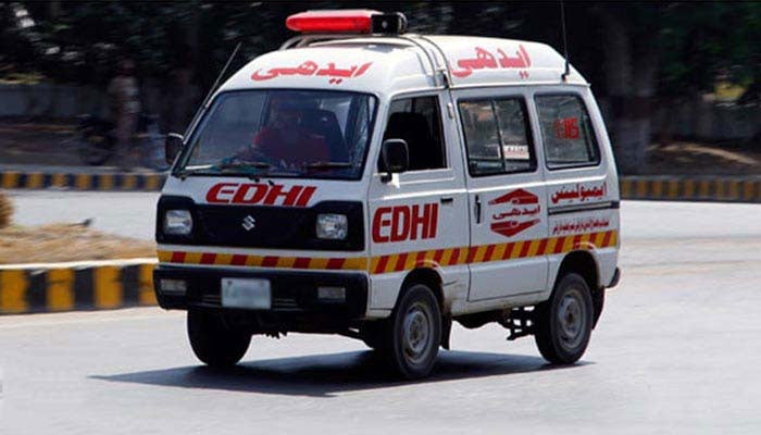 حیدرآباد ، جناح لاء کالج کے پرنسپل سینئر وکیل ناصر حسین شاہ حادثے میں زخمی‘ ڈرائیور موقع پر جاں بحق
