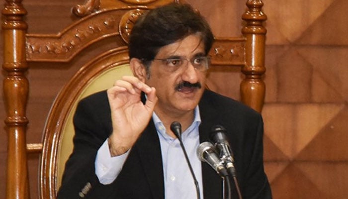 وفاق سے تنازع، سندھ حکومت کی گریڈ 20 کے 11  افسروں کو چارج نہ چھوڑنے کی ہدایت