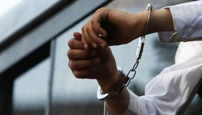 کوہاٹ، کروڑوں روپے مالیت کی منشیات برآمد، 930 اسمگلر گرفتار