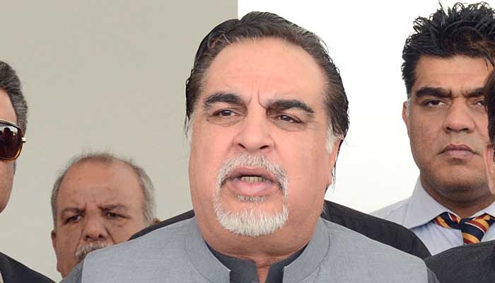 میئر کے محدود اختیارات بھی سندھ حکومت  لینا چاہتی ہے، عمران اسماعیل