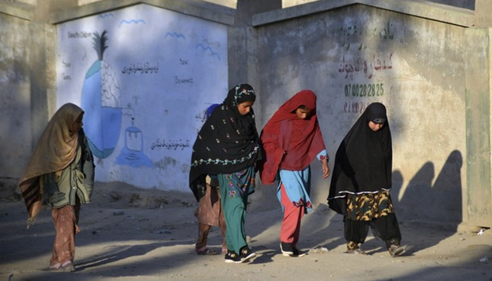 خواتین کو جائیداد میں حصہ دیں اور زبردستی شادی نہ کرائیں، طالبان
