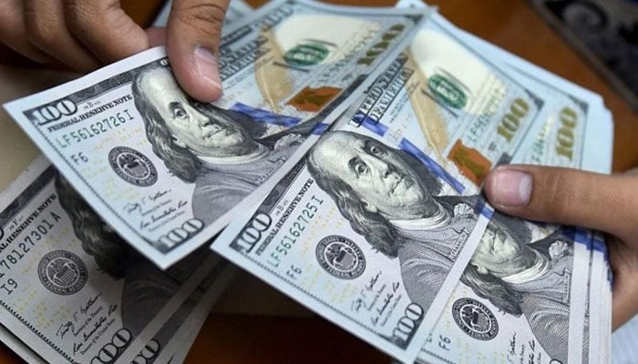انٹر بینک، ڈالر 10 پیسے سستا