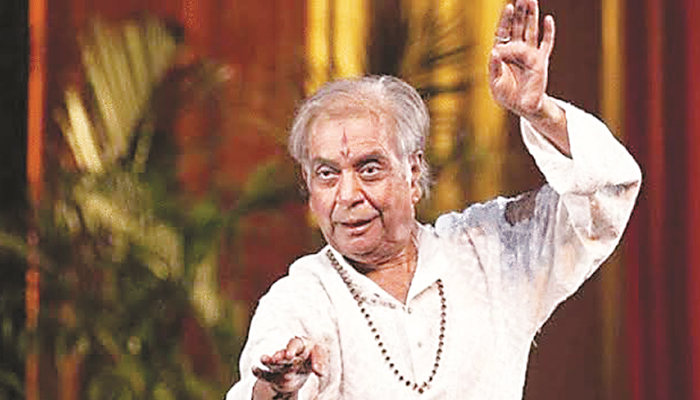 بھارتی کلاسیکی رقاص پنڈت برجو مہاراج 83 برس کی عمر میں انتقال کرگئے