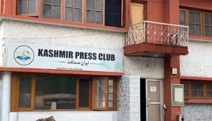بھارتی حکومت نے کشمیر پریس کلب بند کردیا، صحافیوں میں شدید غم و غصہ