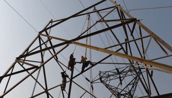 فیول ایڈجسٹمنٹ چارجز، کراچی کیلئے بجلی 76 پیسے سستی
