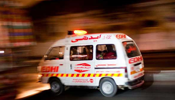لاہور: ویگن نالے میں گرنے سے 4 بچوں سمیت 6 افراد جاں بحق