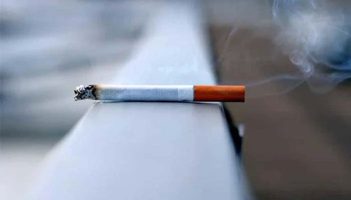 انسداد تمباکو نوشی منصوبہ، 25 سال سے کم عمر افراد کے سگریٹ خریدنے پر پابندی کا امکان