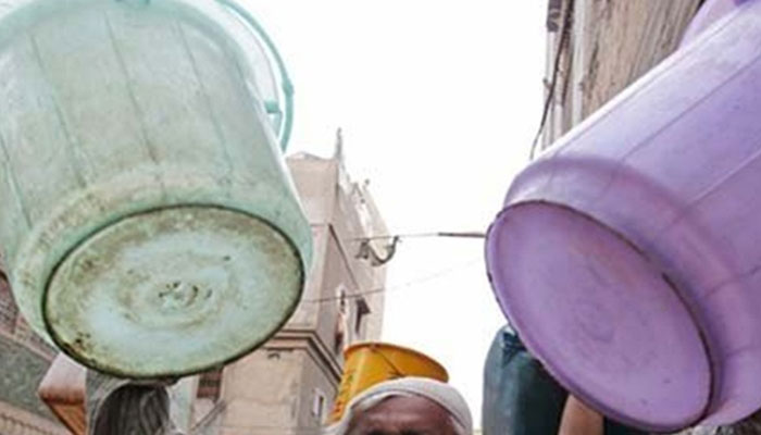 لیاری، پانی و بجلی کی عدم فراہمی کیخلاف مکینوں کا احتجاج