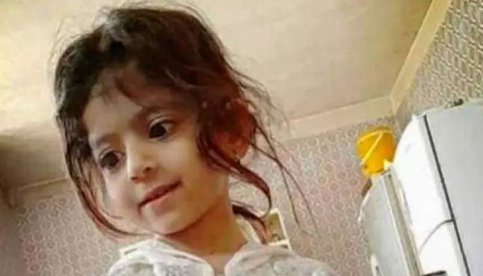 ایران، سخت گرمی، کئی گھنٹے گاڑی میں رہنے سے بچی دم توڑ گئی