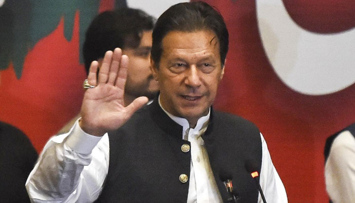 معیشت نیچے جائے گی تو کیا نیوٹرلز کا نقصان نہیں، پاکستان ان کا بھی ہے، عمران خان
