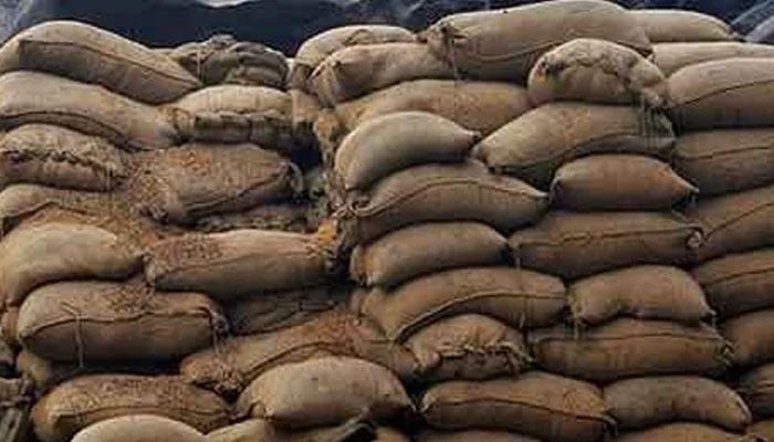 محکمہ خوراک میں خورد برد کی نشاندہی، سرکاری گوداموں سے 2  لاکھ گندم کی بوریاں گم ہونے کا انکشاف