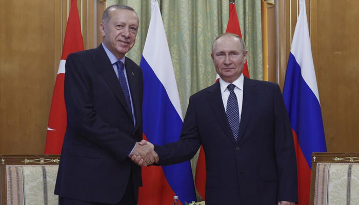 ترک صدر اردوان کی روس کے ساتھ قربت نے مغرب کی نیندیں اڑا دیں