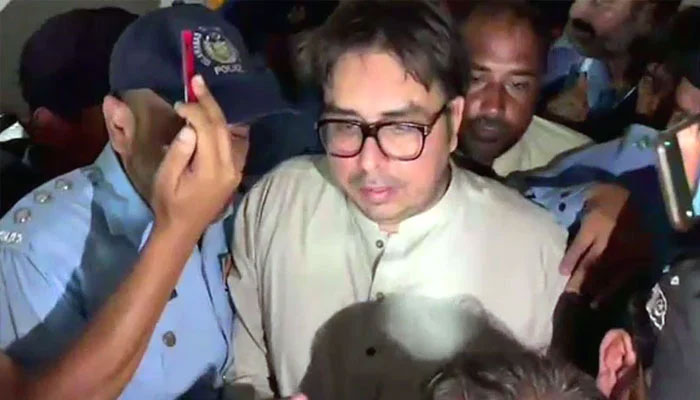 شہباز گل کیخلاف کراچی میں درج مقدمہ خارج کرنے کیلئے درخواست