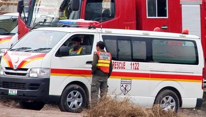 رحیم یار خان: بس پر ٹرالر الٹ گیا، 13 مسافر جاں بحق، متعدد زخمی