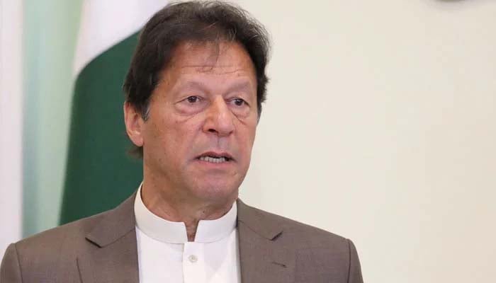 عمران خان کا الیکشن لڑنے کا اعلان، حکومت کو قانونی ماہرین کی حمایت نہ مل سکی