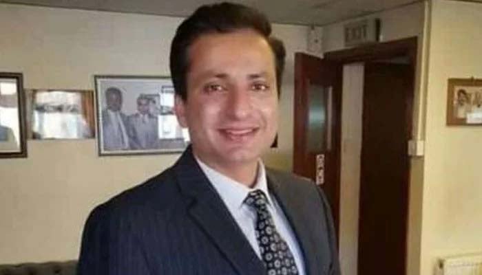 گرفتاری کا سن کر عمران رات کو موٹرسائیکل پر بھاگے تھے، محسن نواز