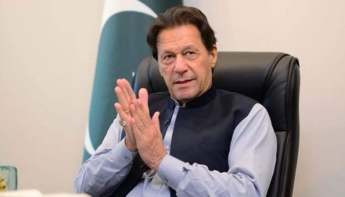 دھمکی آمیز بیان پر معافی، عمران خان نے ایک اور یو ٹرن لے لیا