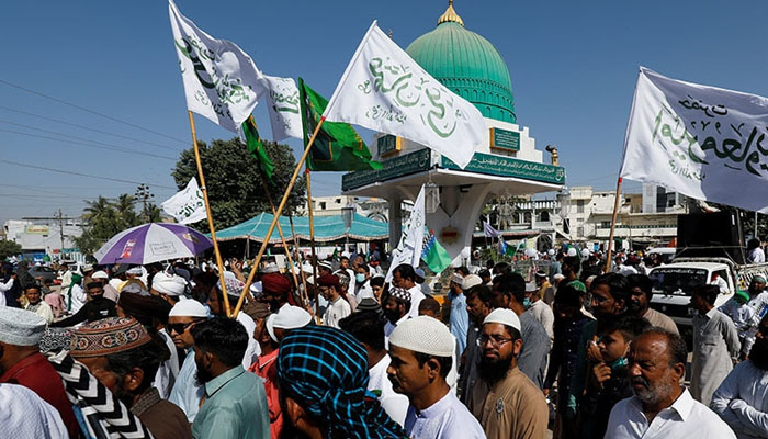ایم کیو ایم پاکستان کے وفد کی علما کرام سے ملاقاتیں، عید میلاد النبیﷺ  شایان شان منانے کا عزم