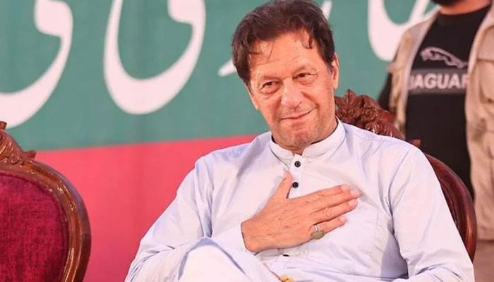 سیاسی منظر نامہ، عمران کا نیا یوٹرن، جارحانہ رسپانس اب دفاعی بنتا جارہا ہے