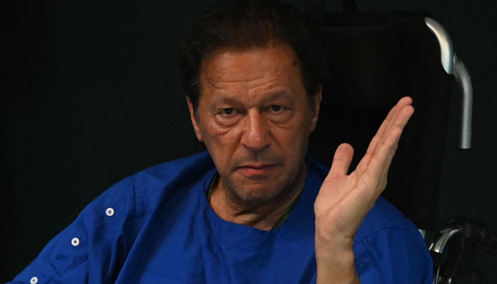 عمران کی فوج پر تنقید اور الزام تراشی بھارتی میڈیا کا پسندیدہ موضوع