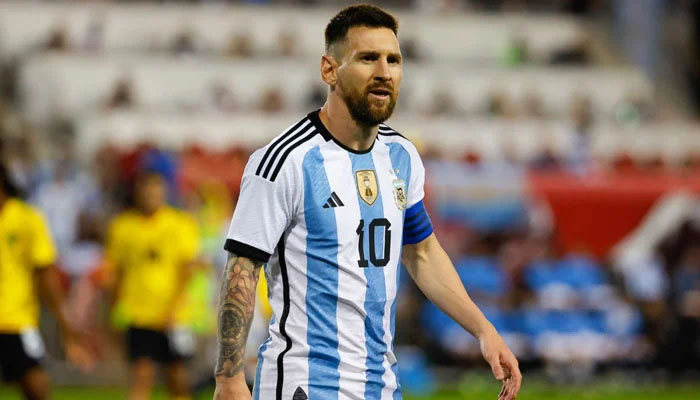 ارجنٹینا کی شکست کے بعد شائقین فٹ بال میسی کو تلاش کرنے لگے