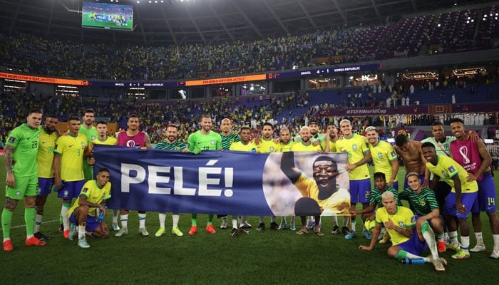 برازیل فٹ بال ٹیم کا پیلے کو خراج تحسین، فتح نام کردی