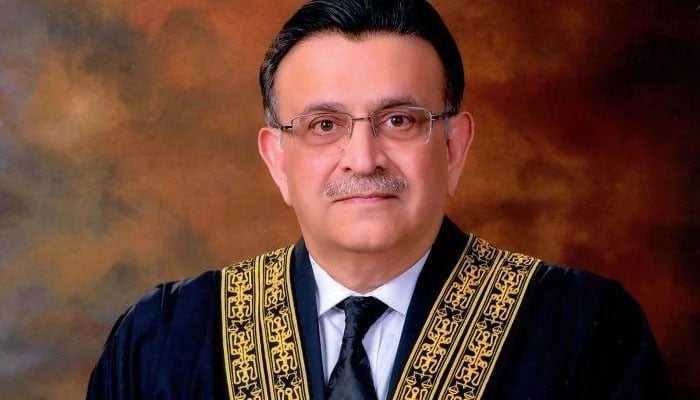 پاکستان کو قرض نہیں عوام کیلئے روزگار چاہئے، چیف جسٹس سپریم کورٹ