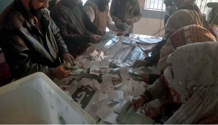 مئیر اور ڈپٹی مئیر کے چناؤ کیلئے سیاسی جوڑ توڑ عروج پر ہوگا