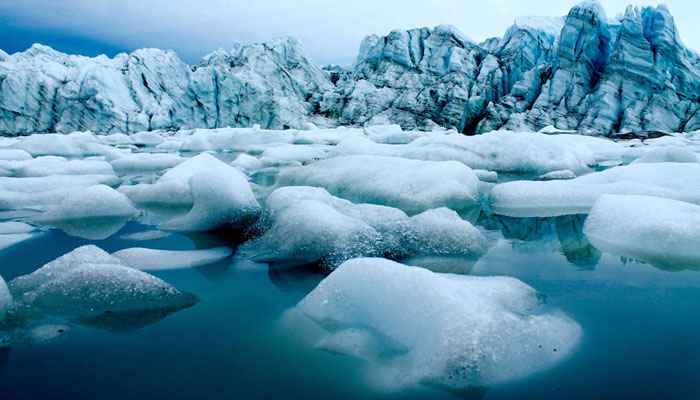 گرین لینڈ میں برف کا پگھلاؤ، دنیا بھر کے سمندر 20 انچ بلند ہو جائیں گے