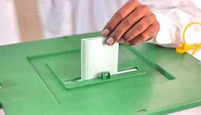 وفاق کا نئی مردم شماری کے نتائج تک صوبائی اسمبلیوں کے انتخابات نہ کرانے پر غور