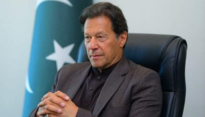 عمران خان اسلام آباد نہیں آنا چاہتے کہ یہاں ٹھنڈ پڑ رہی ہے، چیف جسٹس عامر فاروق