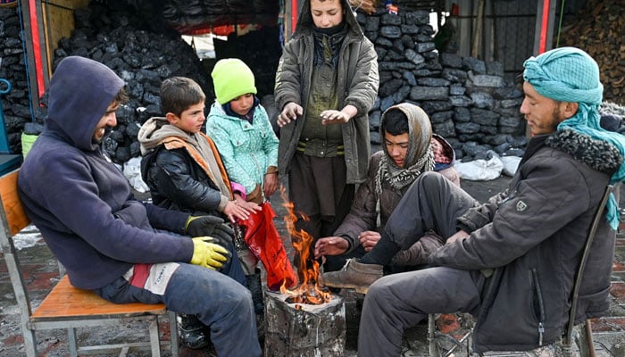 افغانستان: شدید سردی، جاں بحق افراد کی تعداد 150 سے بڑھ  گئی