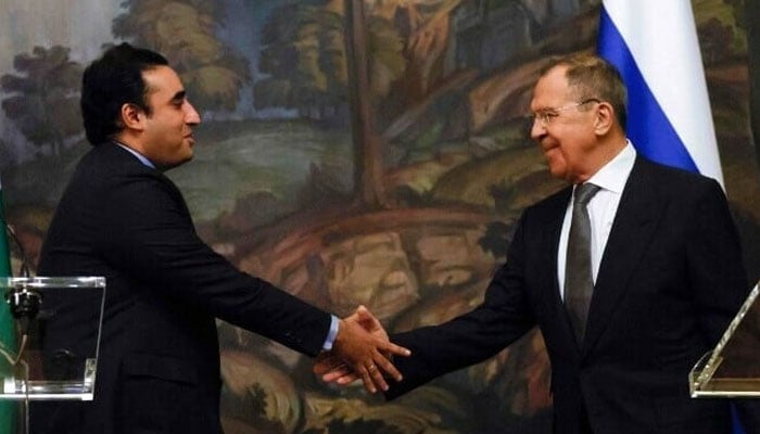 دو طرفہ تعلقات مزید مضبوط، پاکستان کی توانائی ضروریات کیلئے بھرپور تعاون کریں گے، روسی وزیر خارجہ کی بلاول کو یقین دہانی
