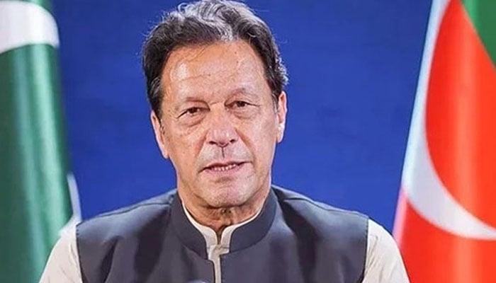 رجیم چینج سازش پر یوٹرن، عمران کے یوٹرن شاید سو سے بڑھ گئے