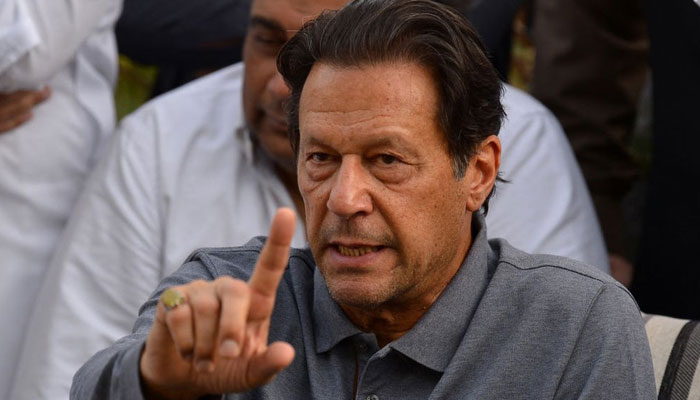 PTI پر انتخابی ٹکٹوں کی فروخت کے الزامات، عمران جو الزام لگا رہے ہیں خود ہی جرم کررہے ہوتے ہیں؟