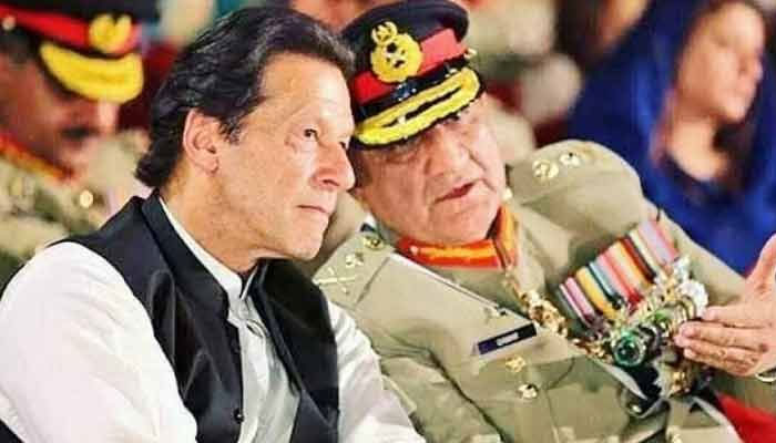 جنرل باجوہ نے بھی عمران کو بشریٰ اور فرح کی سرگرمیوں کے شواہد دکھائے تھے