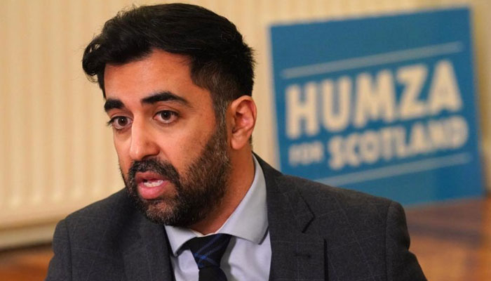 حمزہ یوسف کو نسلی گالیاں اور دھمکیاں، اسکاٹ لینڈ پولیس کی تحقیقات، ملزمان میں امریکی سفید فام نسل پرست بھی شامل