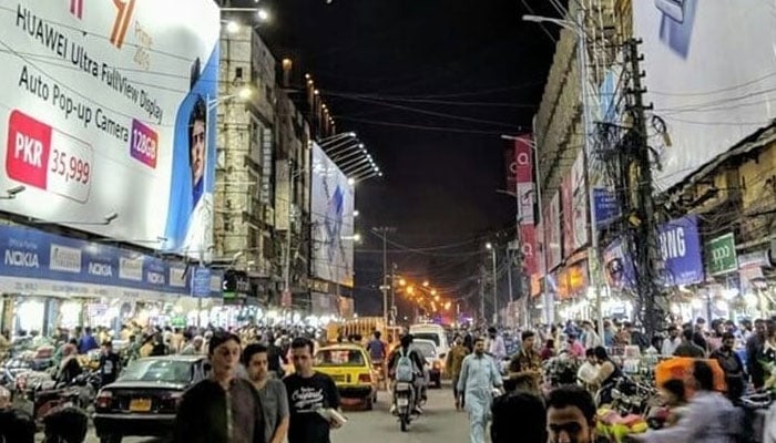 صدر موبائل مارکیٹ میں چوری کی انوکھی واردات ناکام
