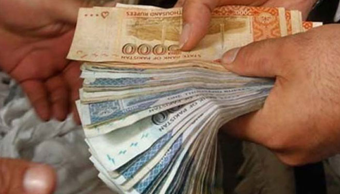 شہری سے رشوت طلب کرنے پر ایگل اسکواڈ کے چار اہلکاروں پر مقدمہ درج